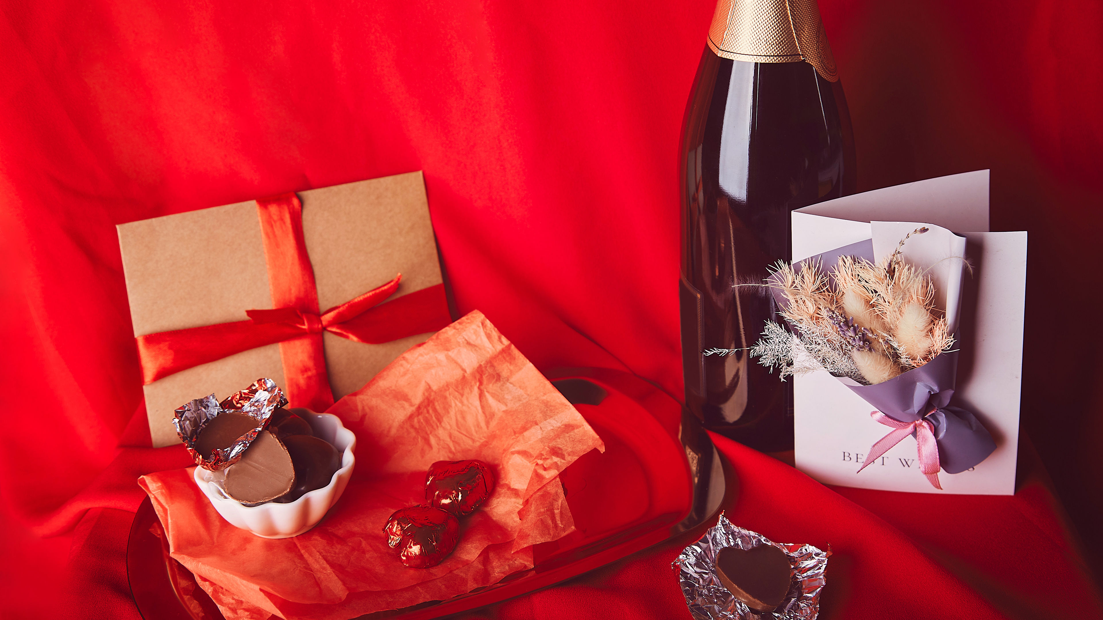 Image of a gift hamper