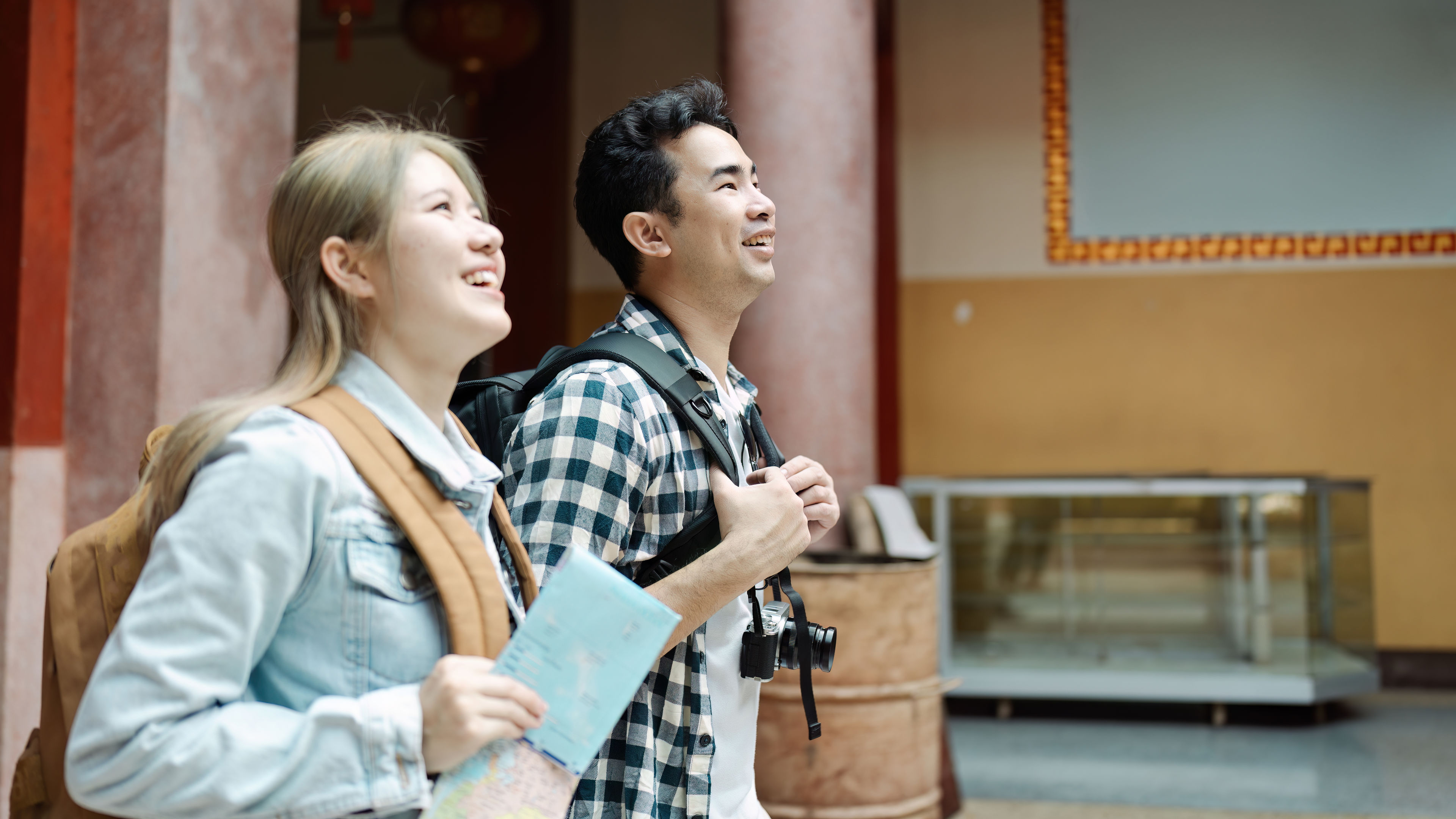 Image of joyful travelers exploring a landmark 