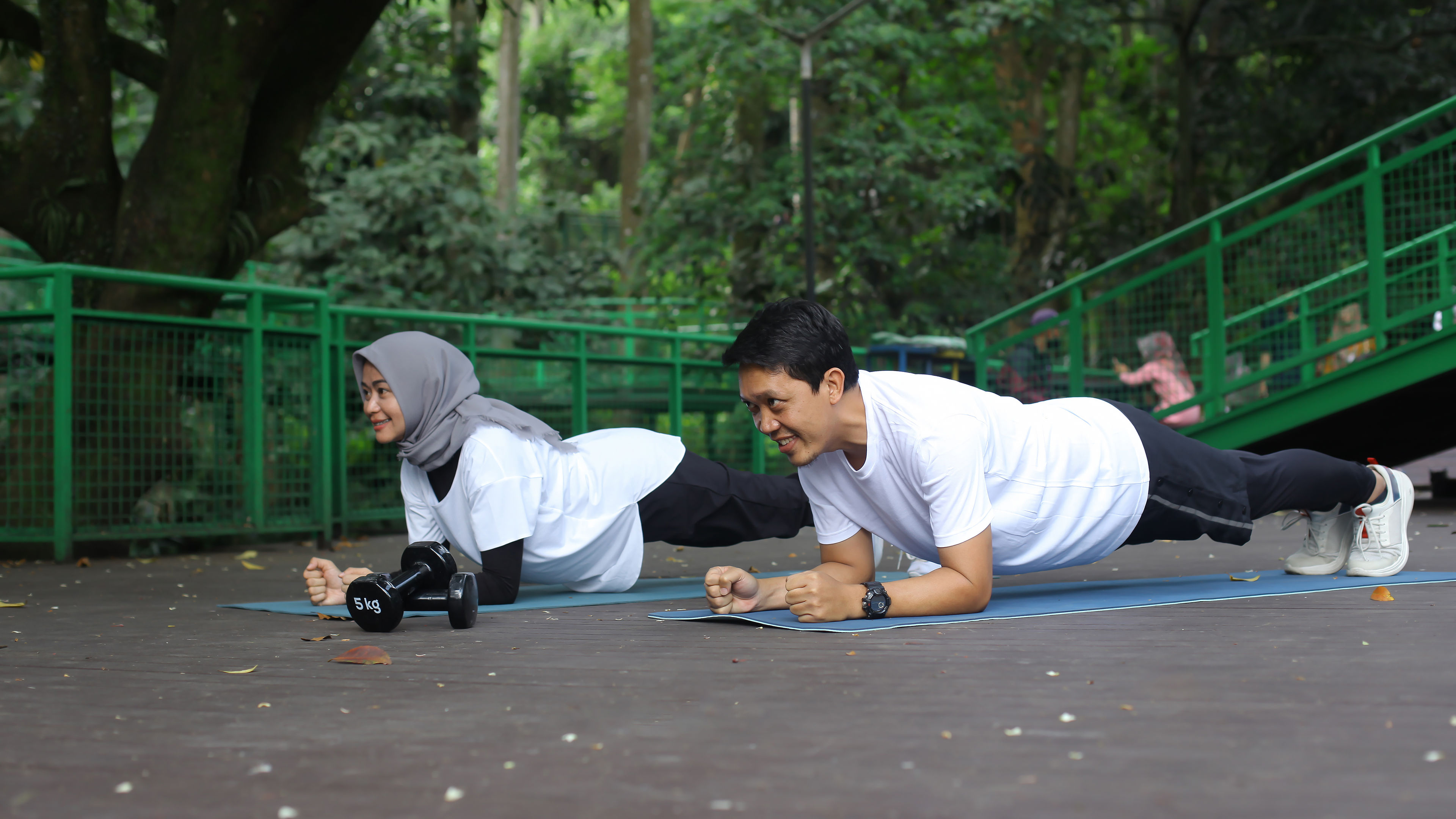 A couple doing exercise