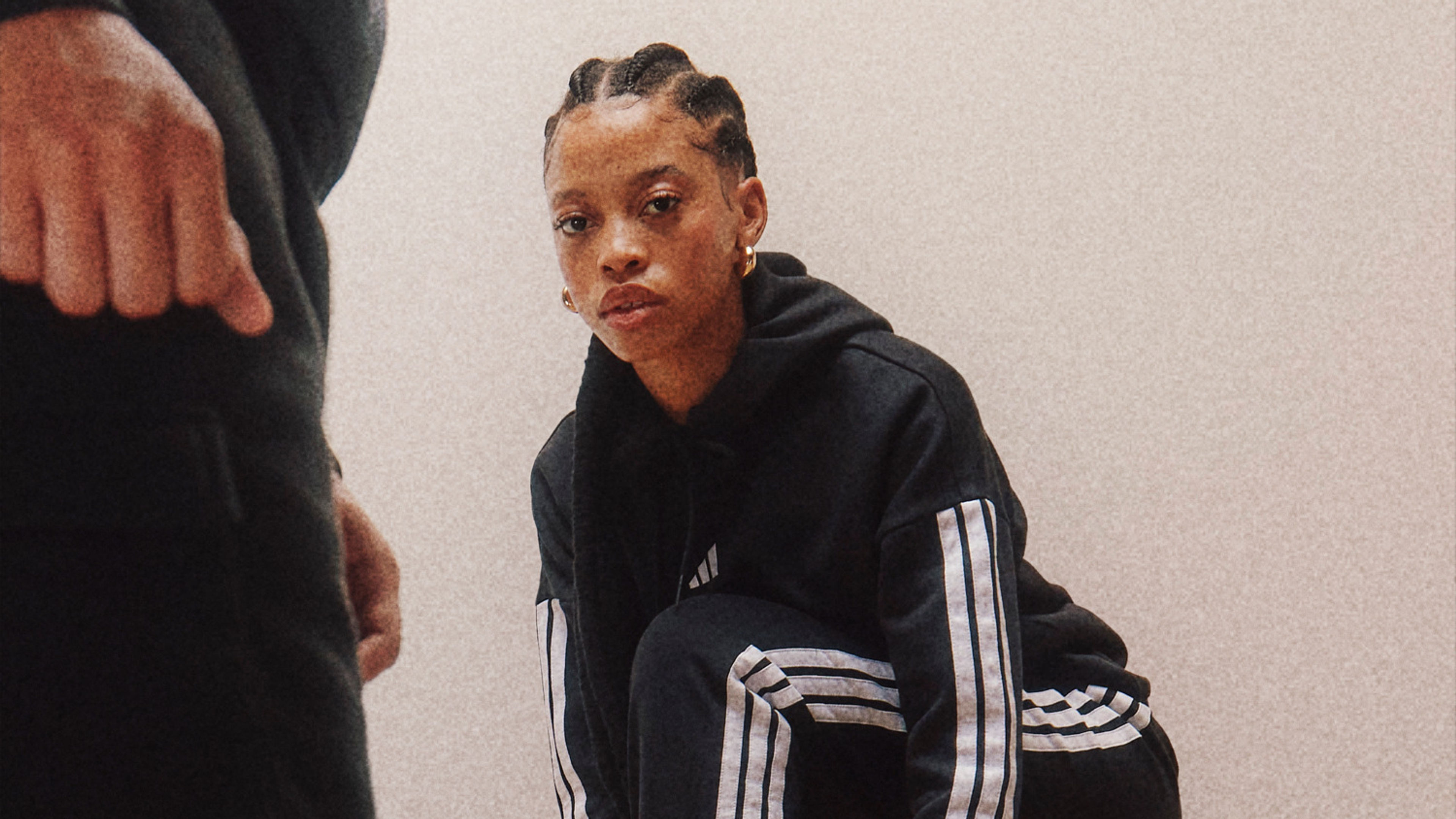 Giảm giá giữa mùa